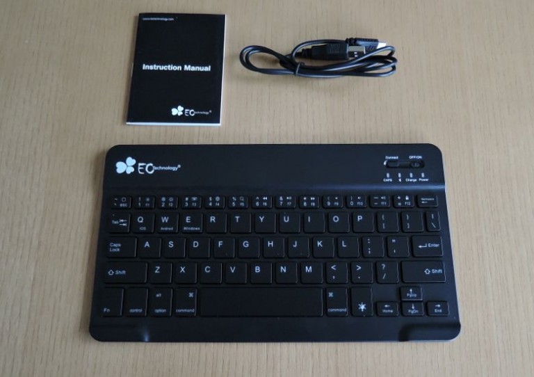 EC Technology Bluetooth 3.0 キーボード － 8インチタブレットにピッタリの極薄軽量キーボード（実機レビュー）