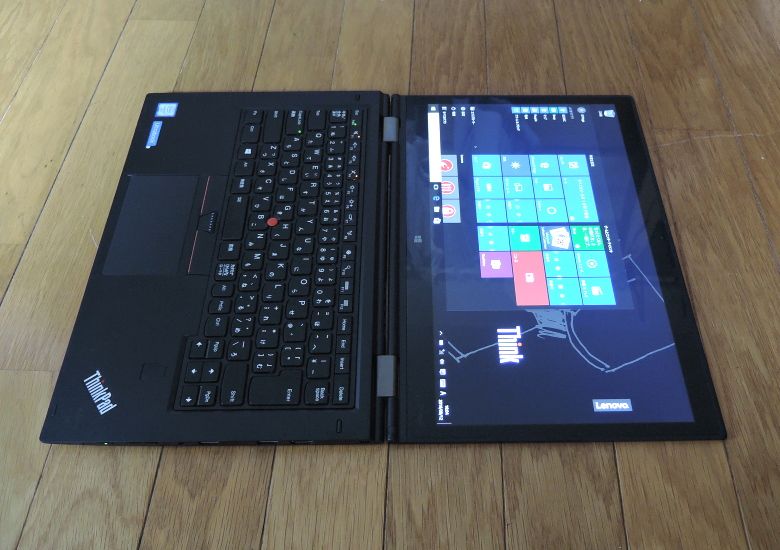 Lenovo ThinkPad X1 Yoga 水平