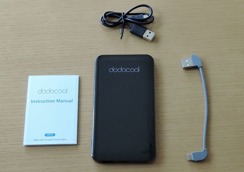 dodocool 極薄 5000mAh モバイルバッテリー　同梱物