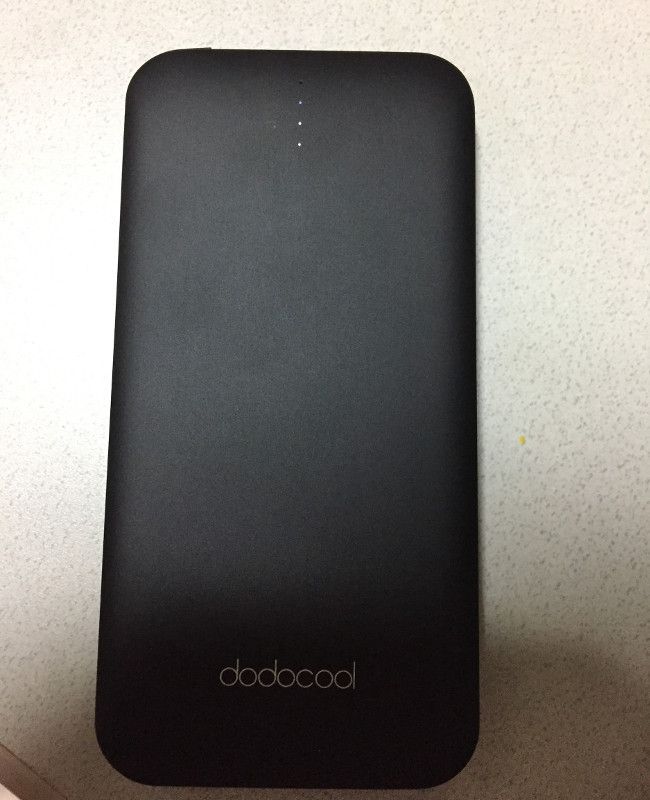 dodocool 10000mAhモバイルバッテリー