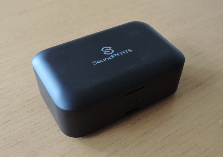 SoundPEATS Bluetooth 5.0 完全ワイヤレスイヤホン Q32 ケース