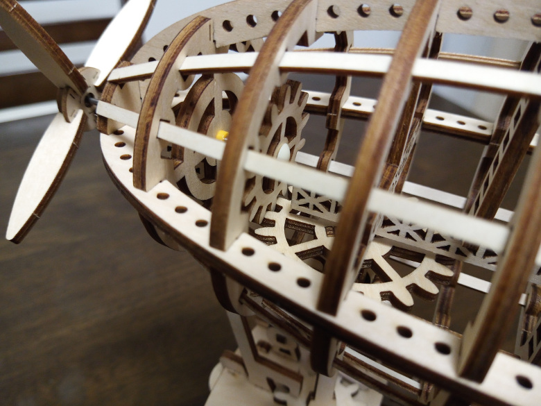 ROBOTIME 3D木製パズル「飛行船」