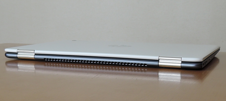 HP Chromebook x360 14 背面
