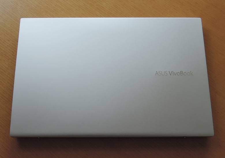 ASUS VivoBook S15 S531FA 天板