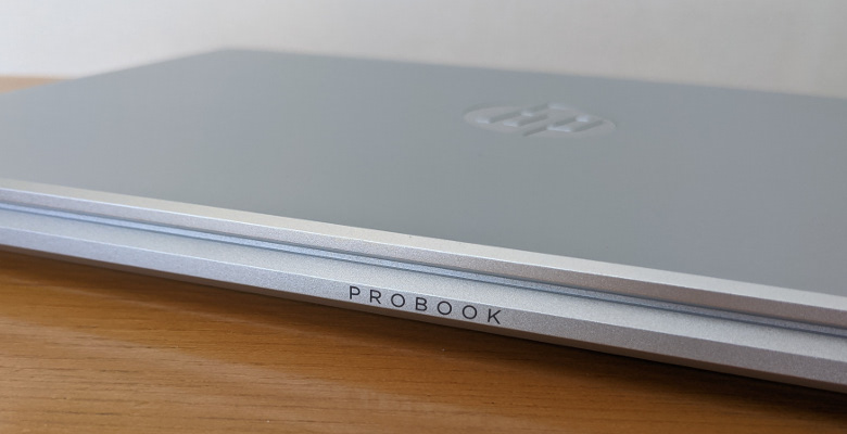 HP ProBook 635 Aero G7 背面