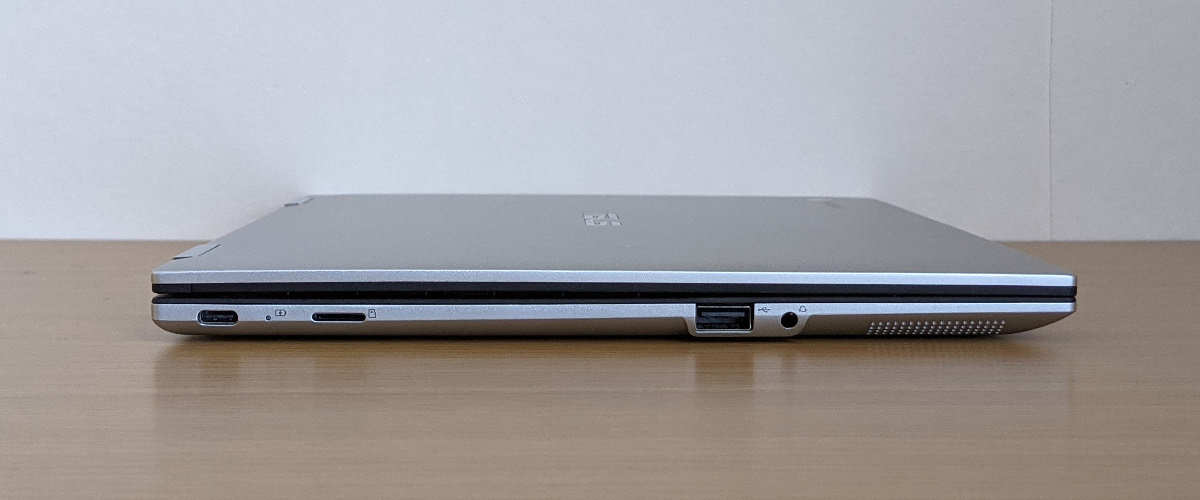 ASUS Chromebook Flip CM3 左側面