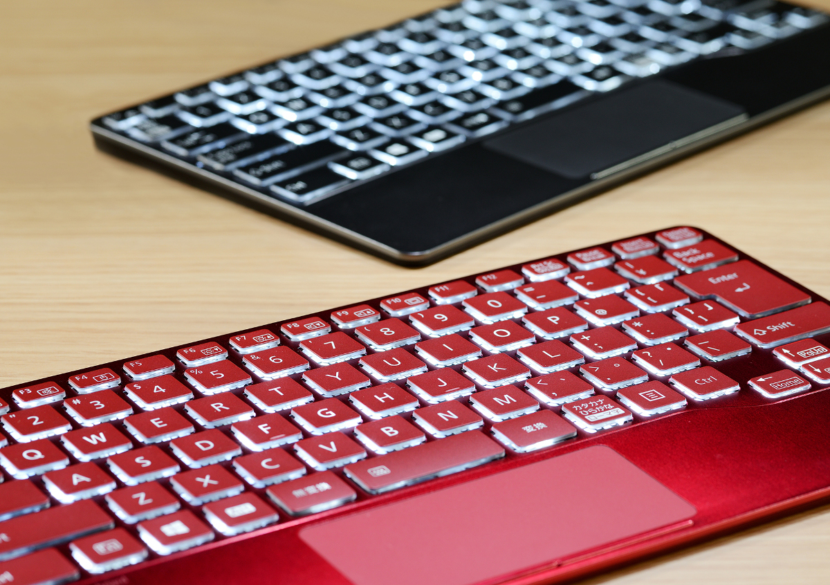 富士通 LIFEBOOK UH Keyboard － 世界最軽量モバイルノートをベースとしたモバイルキーボードがクラウドファンディング中！