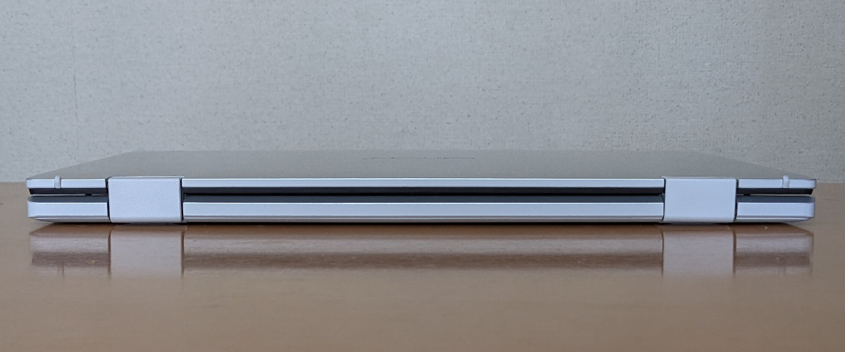 ASUS Chromebook Flip CM1400FX 背面