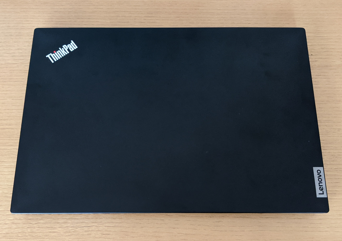 Lenovo ThinkPad E14 Gen 3(AMD) 天板