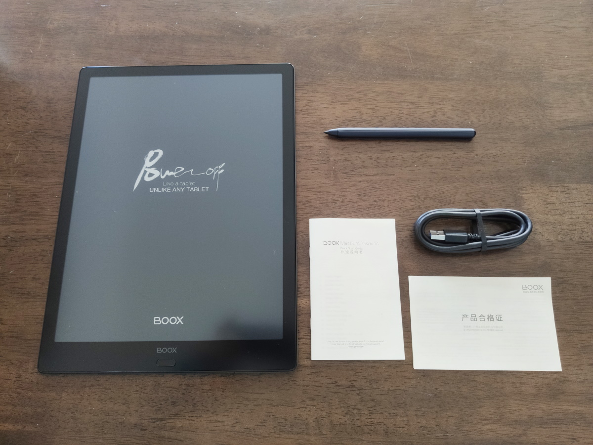BOOX Max Lumi2の実機レビュー － 「ほぼA4」の13.3インチサイズで書類 