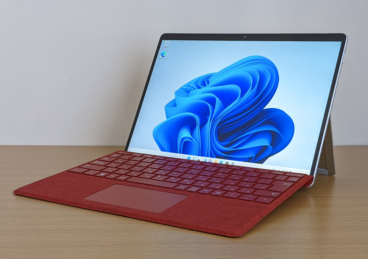 Microsoft Surface Pro 8の実機レビュー － ディスプレイサイズが