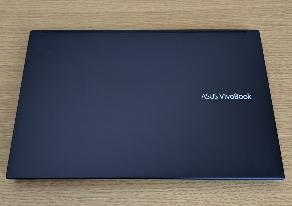 ASUS VivoBook 15 OLED K513EA 天板