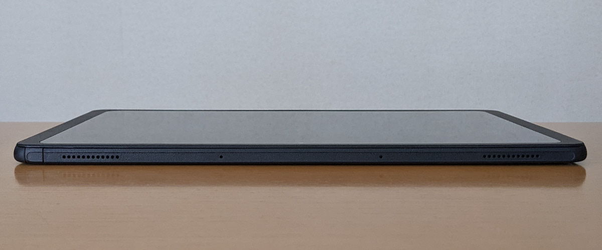 ASUS Chromebook Detachable CZ1(CZ1000) 上側面