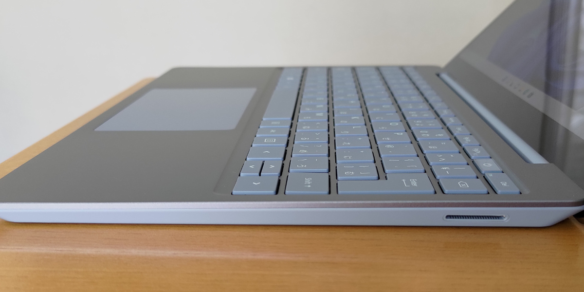Microsoft Surface Laptop Go 2 キーボード