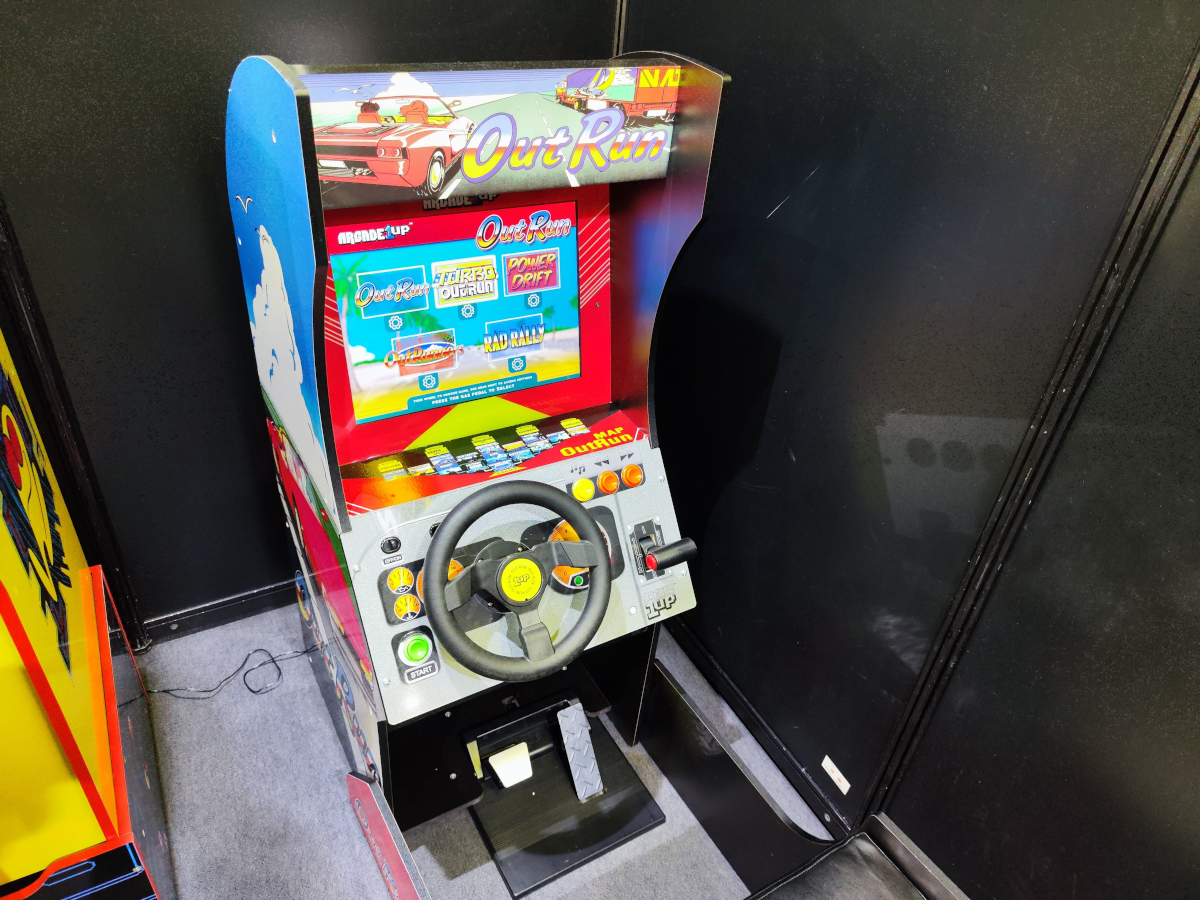 人気満点 ゲーム機 アウトラン アーケード１UP レース 全5ゲーム搭載