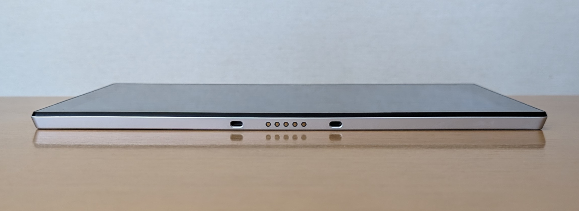 ASUS Chromebook CM30 Detachable 下面