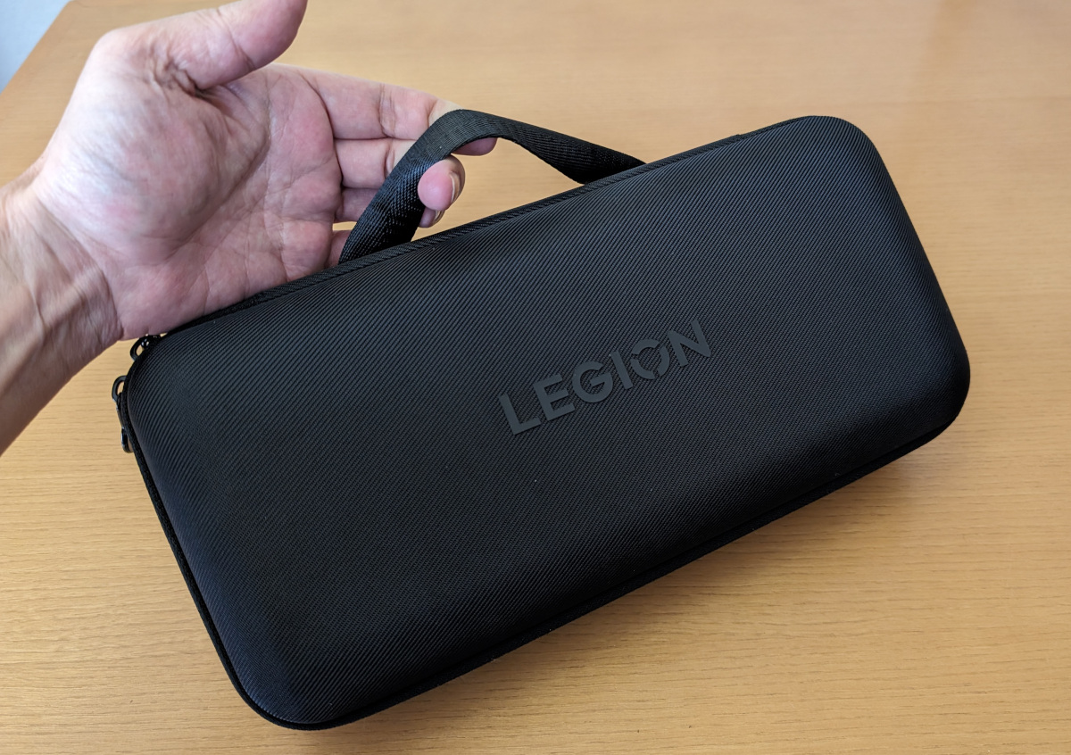 Lenovo Legion Go 付属のケース