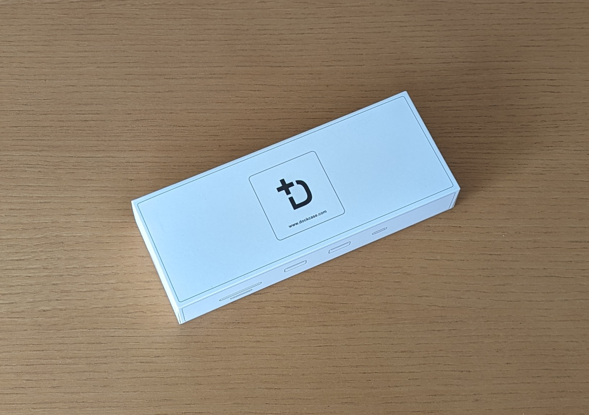 DOCKCASE 10-in-1 USB-C ハブ DPR10P 箱