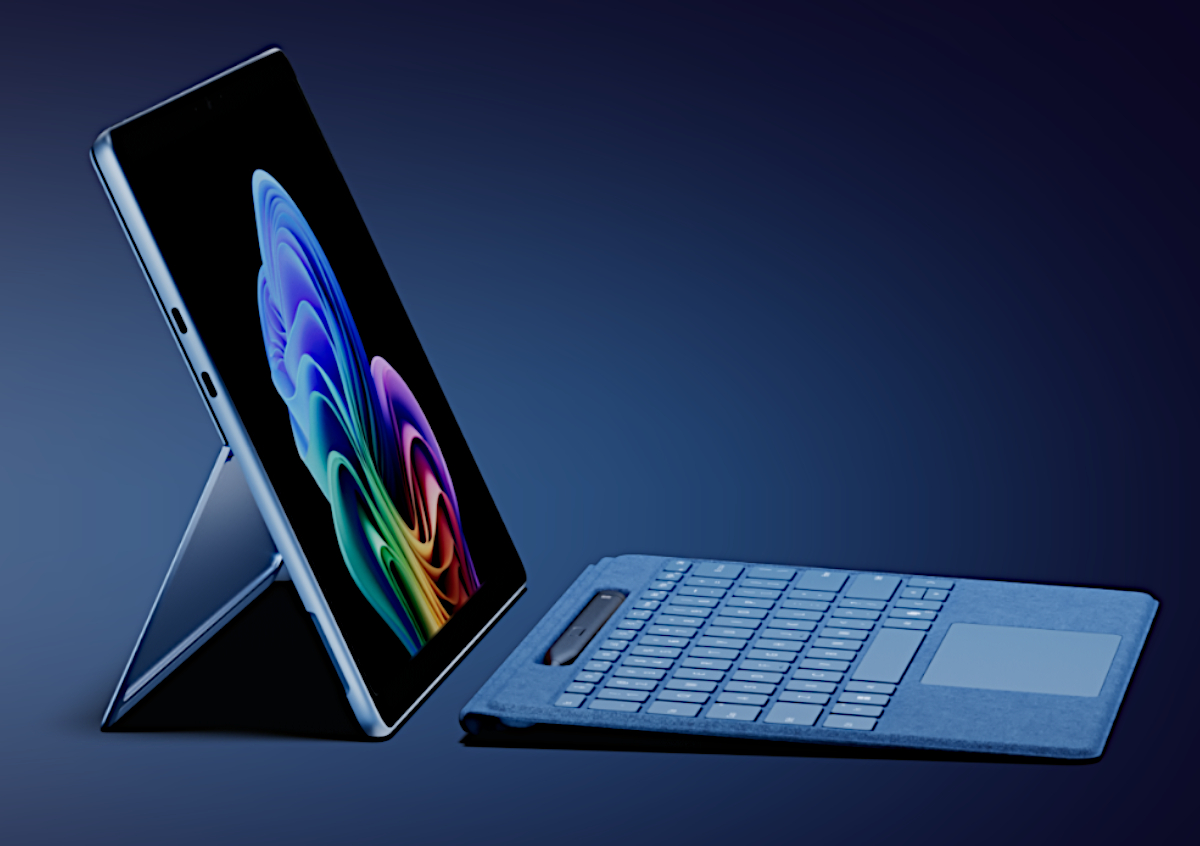 Surface Pro（第11世代） 左側面ポート