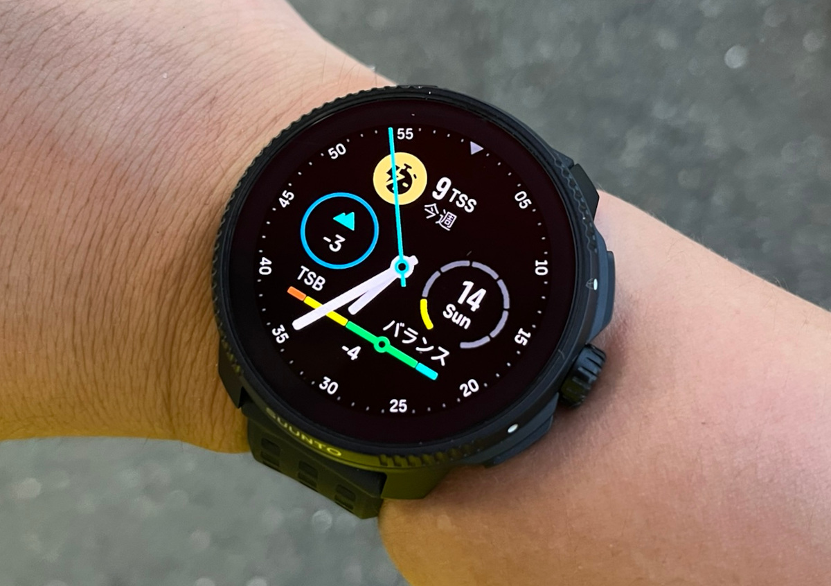 SUUNTO RACE All Black 実機レビュー