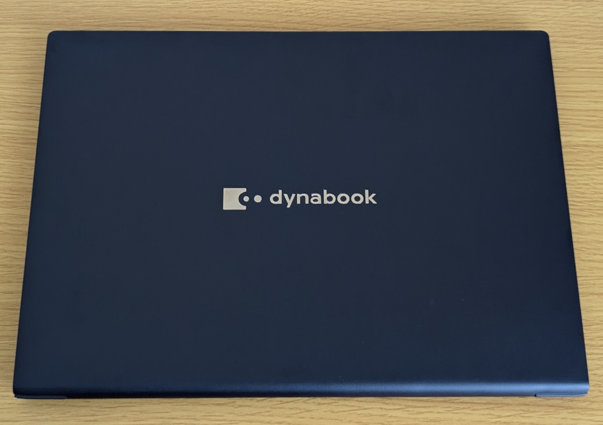 dynabook RZ/MX（Rシリーズ）天板