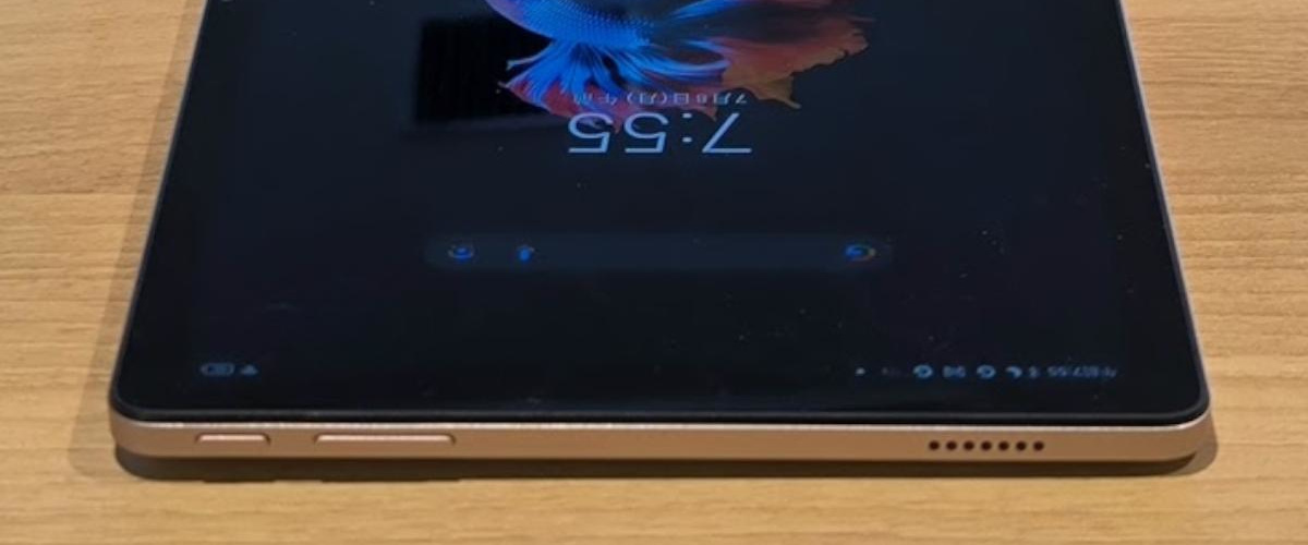 Blackview Tab9WiFi 左側面