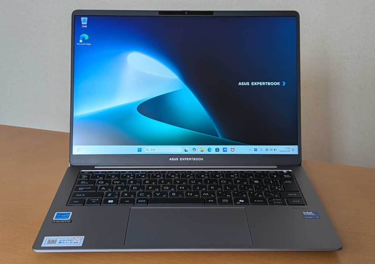 ASUS ExpertBook P5 ディスプレイ