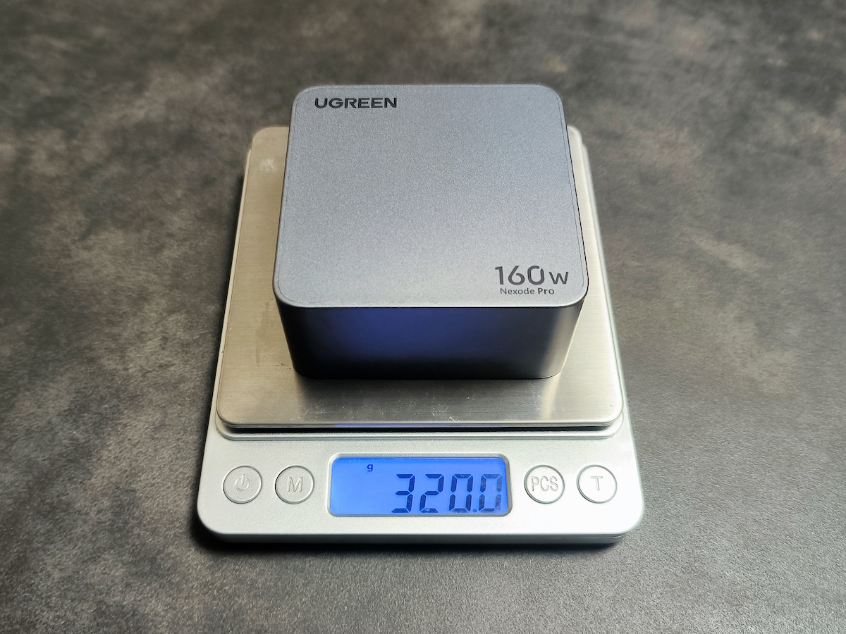 UGREEN-Nexode-Pro_160W_weight