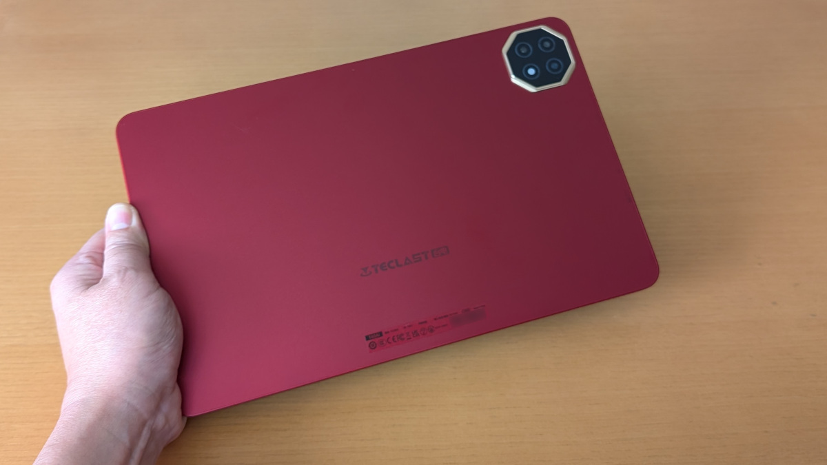 Teclast T60AI レビュー － Teclastの「赤い」AIタブレット