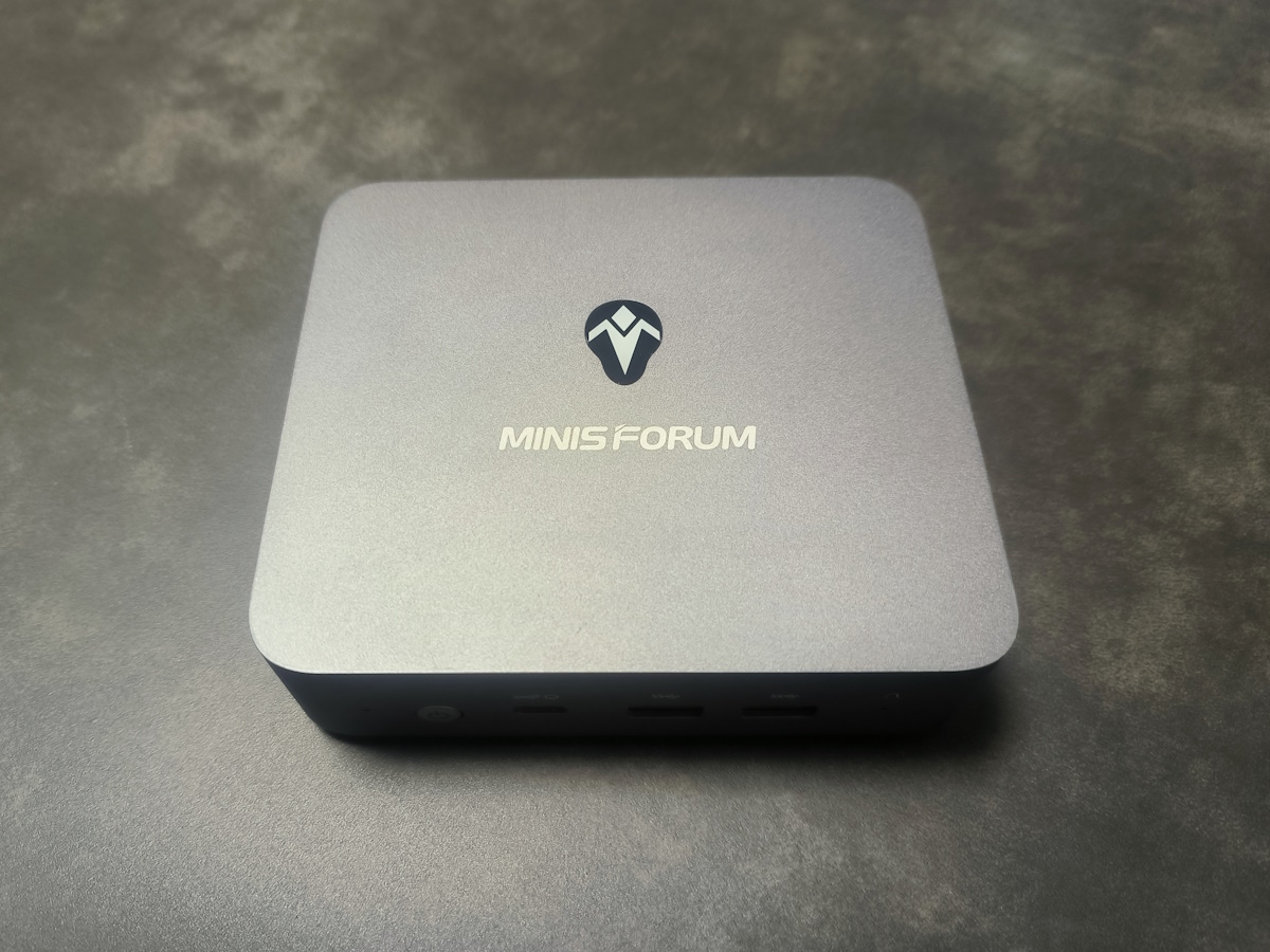 minisforum-un100