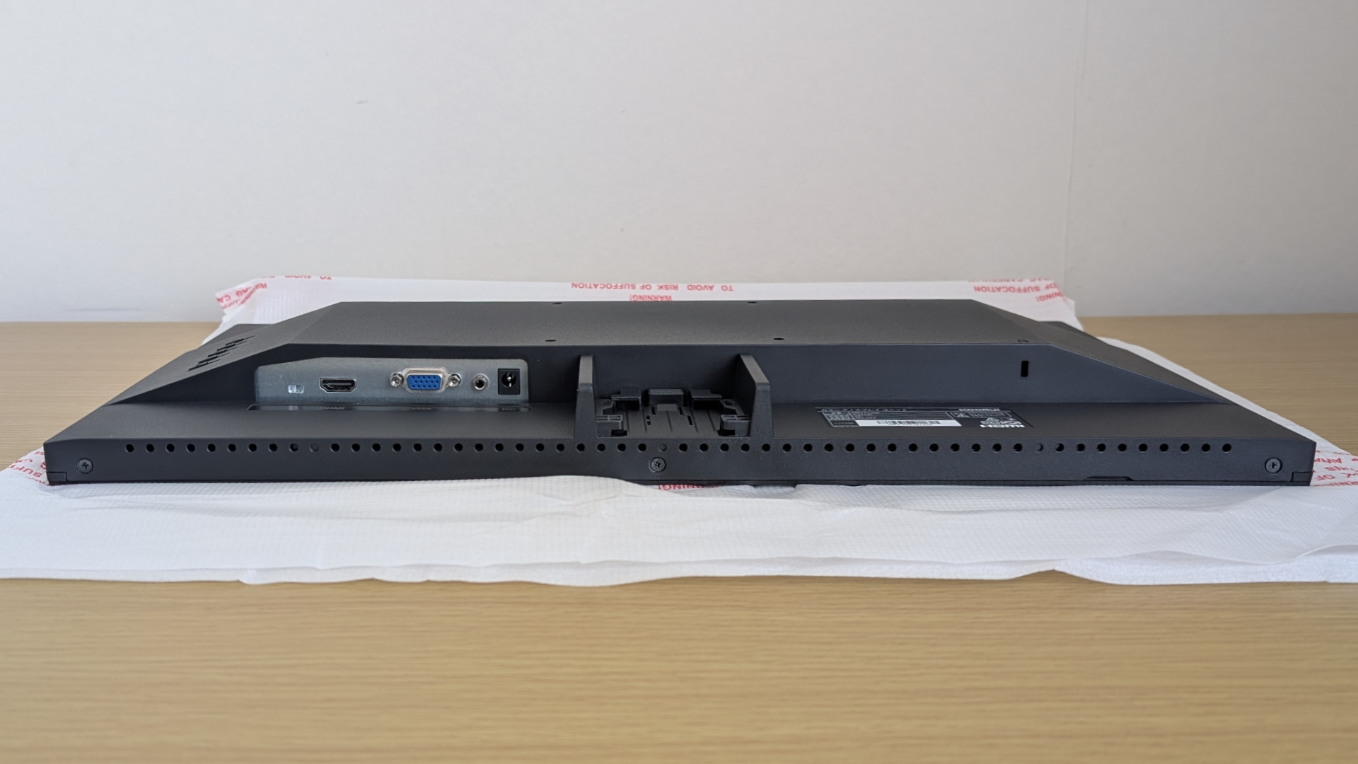 KOORUI E2212F ポート類