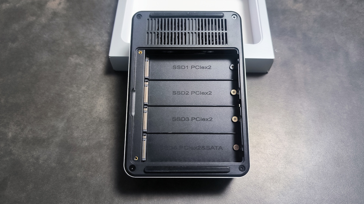 ssd-slot