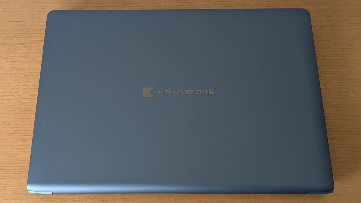 dynabook AZ/LY 天板