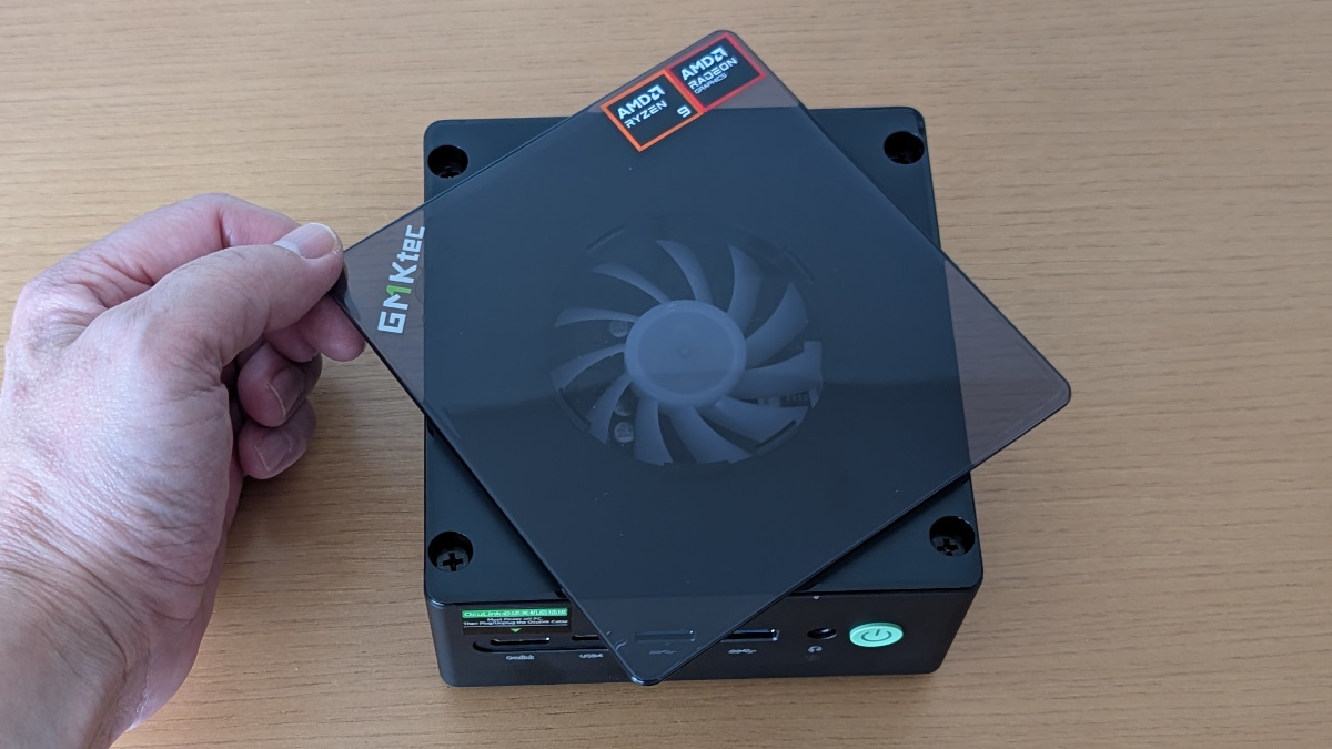 GMKtec NucBox K11 開口