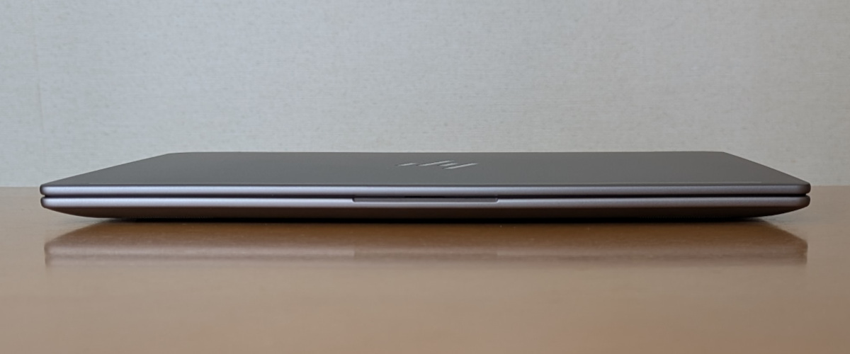 HP OmniBook Ultra 14-fd 前面