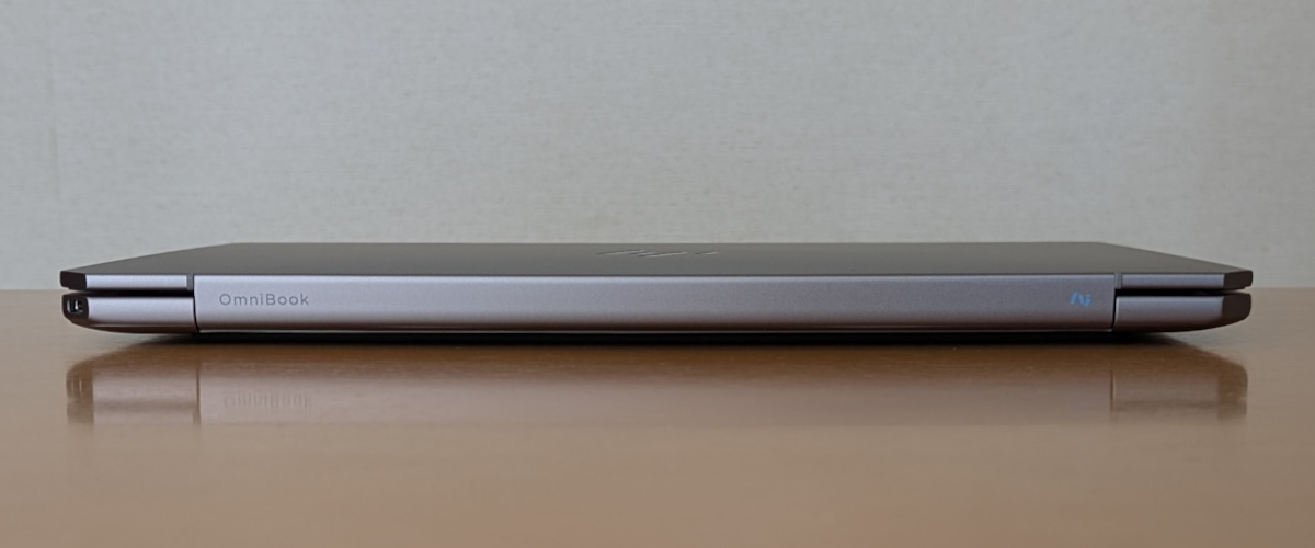 HP OmniBook Ultra 14-fd 背面