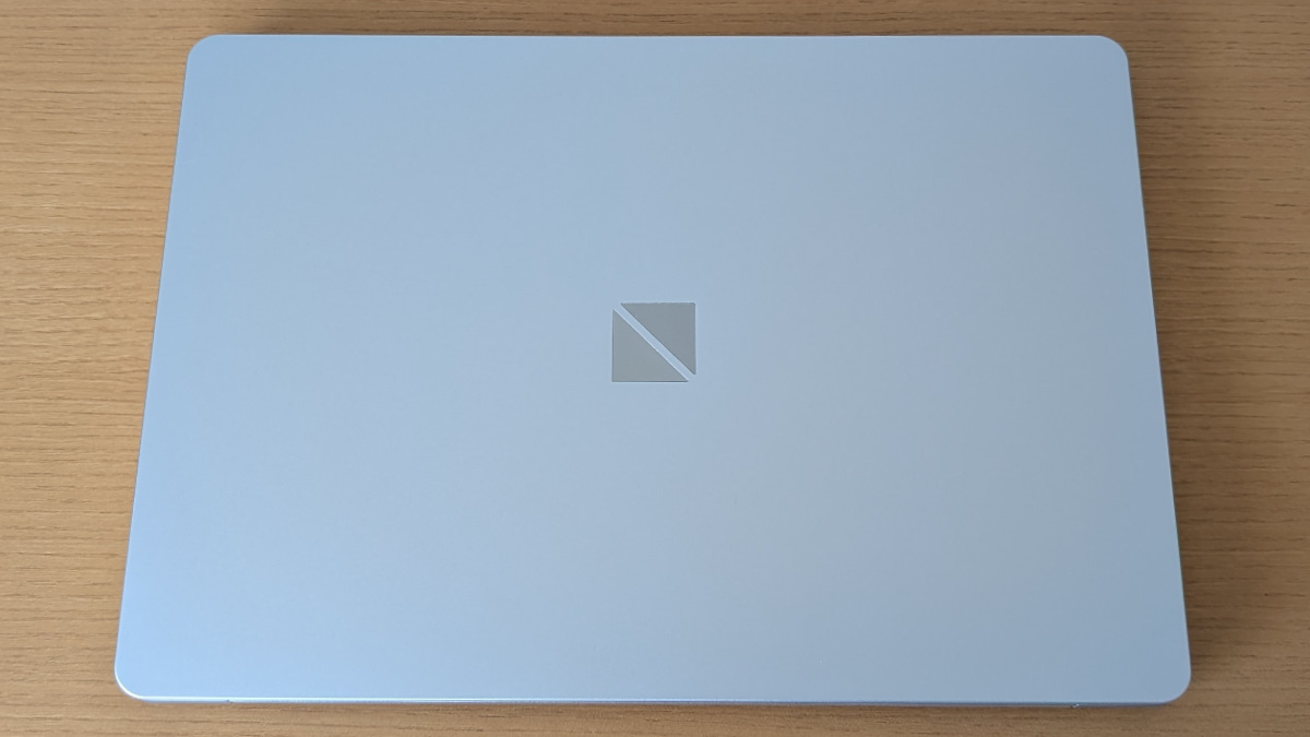 NEC LAVIE SOL 天板