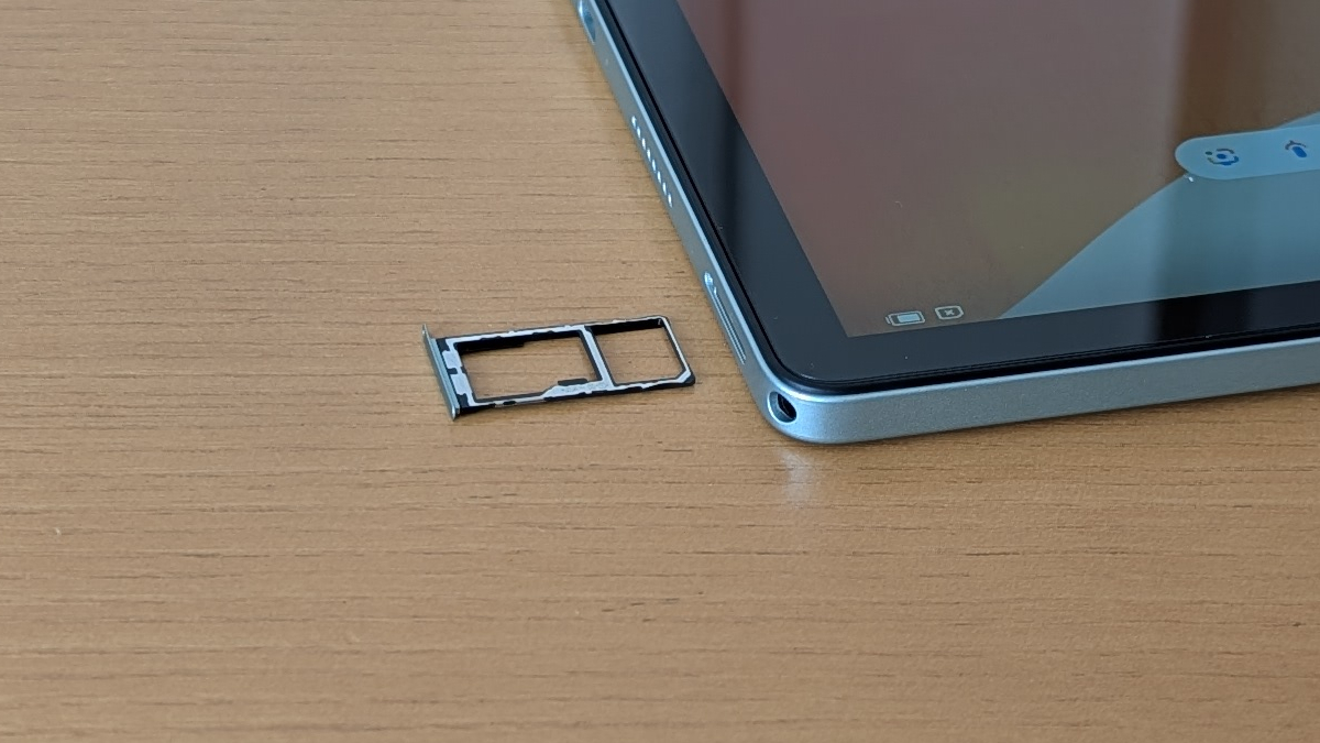 Blackview MEGA 8 SIMスロット