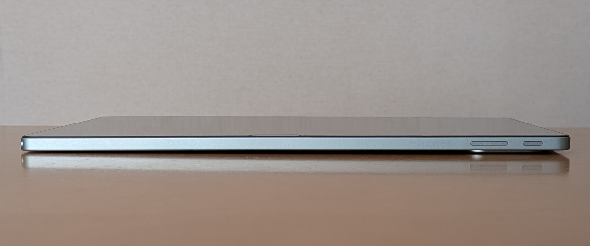 Blackview MEGA 8 上側面