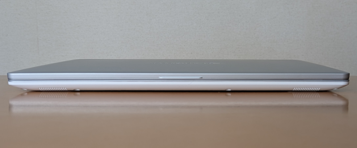 dynabook CZ/MY 前面