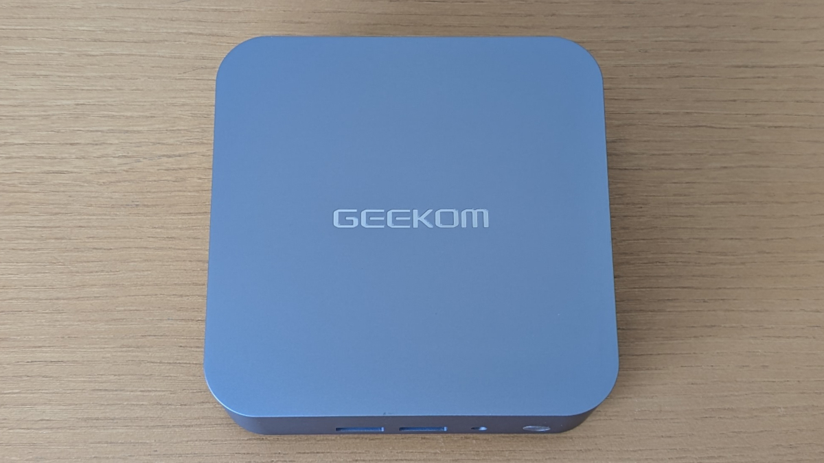 GEEKOM GT13 Pro 2025エディション 上面