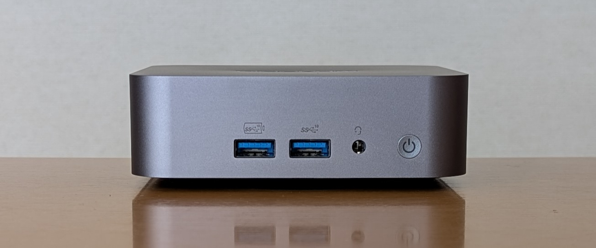 GEEKOM GT13 Pro 2025エディション 前面