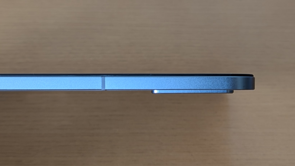 AvidPad A90 カメラバンプ