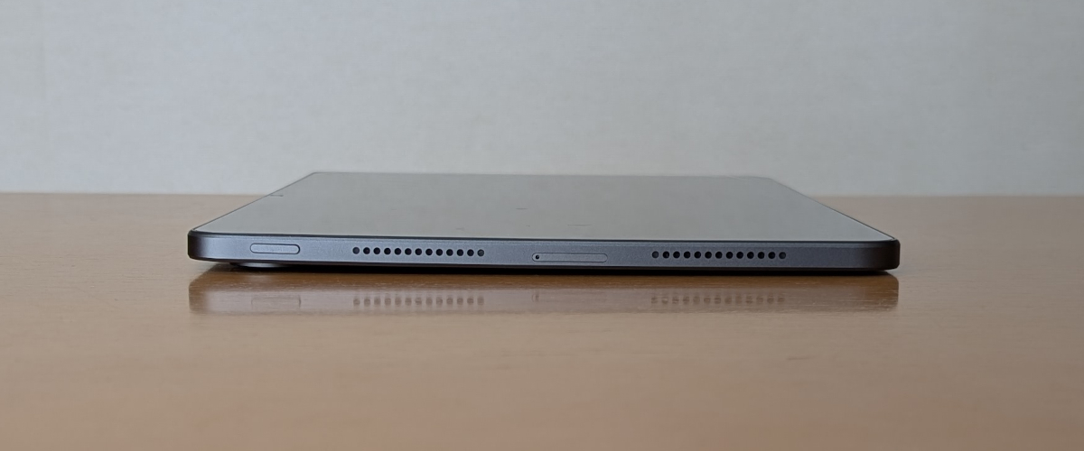 Blackview MEGA 3 左側面