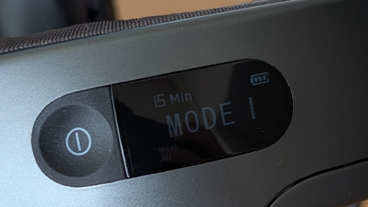 breo iDream 5s 電源ボタンとLEDインジケーター