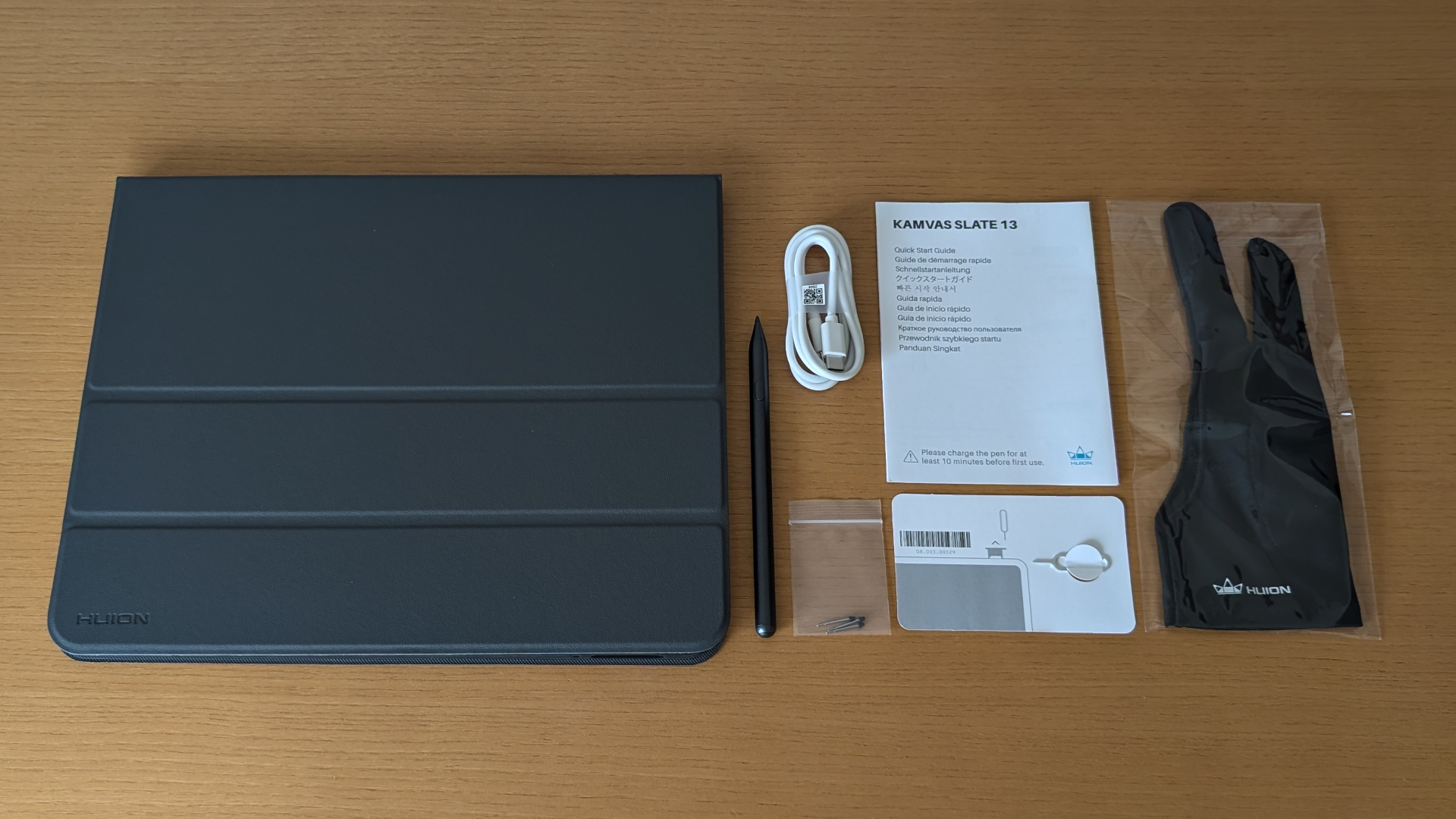 HUION Kamvas Slate 13 同梱物