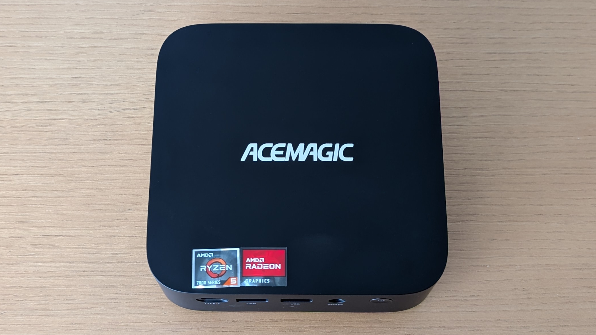 ミニPC ryzen5 7430U搭載 ブラック acemagic Acemagic MINI PC AMD Ryzen 5 7430U（6C/12T 1.8/4.3GHz）16GB+512GB