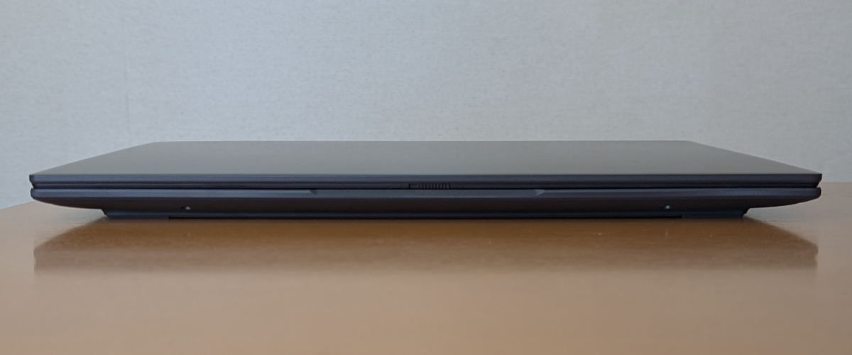 ASUS Gaming V16 V3607 前面