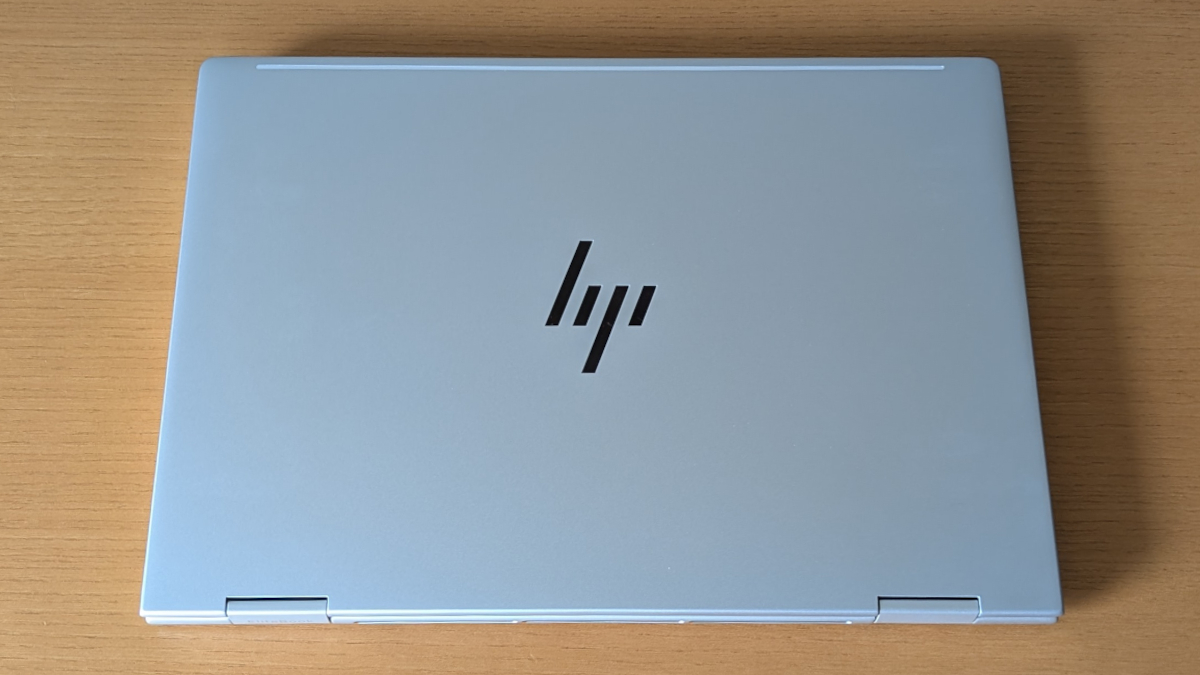 HP EliteBook 8 Flip G1i 13 天板