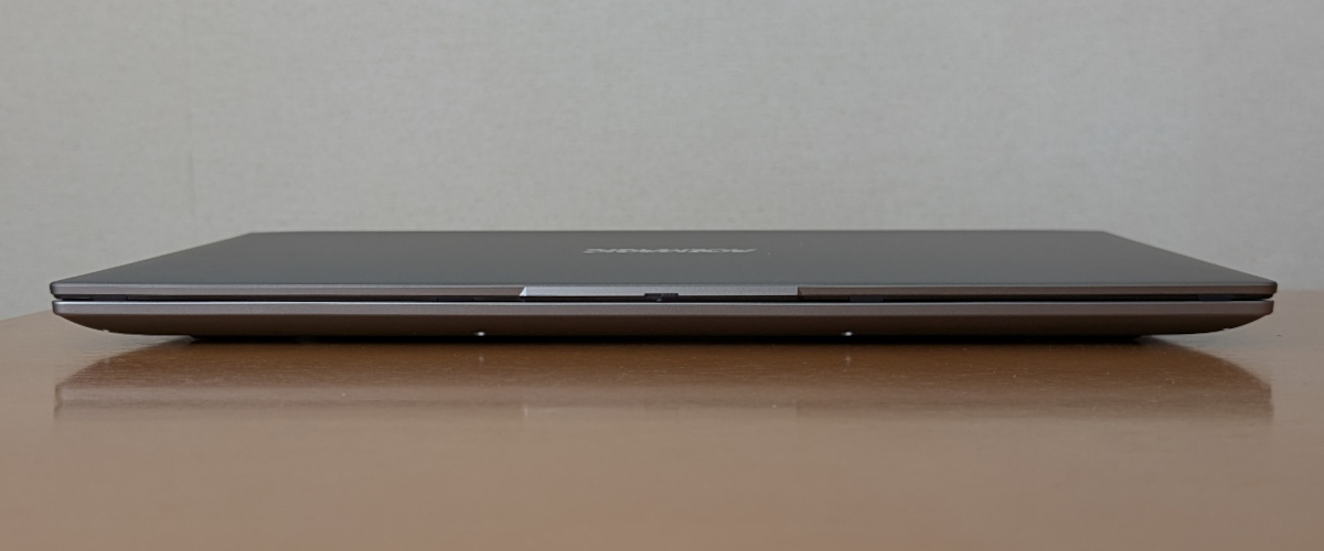 ACEMAGIC RX16 前面